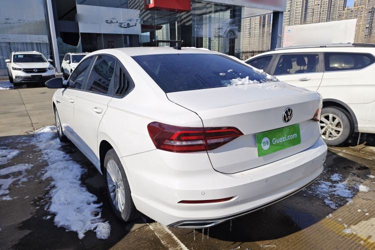 Used Volkswagen Lavida 2021 1.5L Automatic Vision Edition
