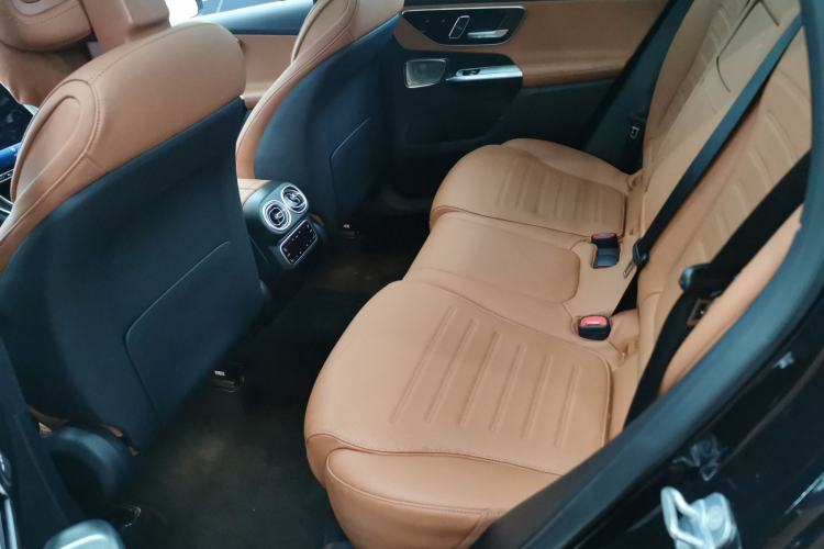 Used Mercedes-Benz GLC 2023 Refreshed GLC 300 L 4MATIC Dynamic Edition 5 Seats
