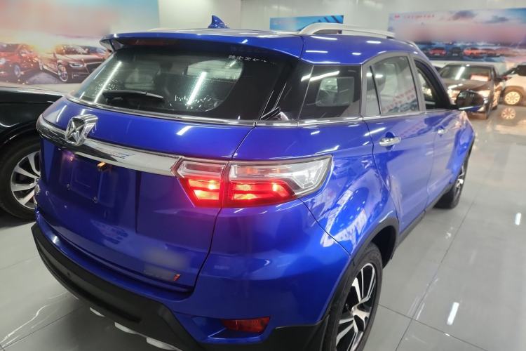 Used JMC Yusheng S330 2016 1.5L GTDi Automatic Two-Wheel Drive Prestige Edition
