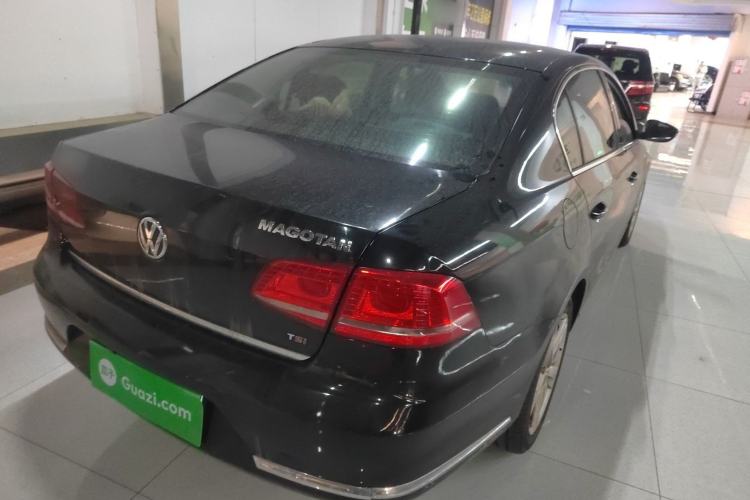 Used Volkswagen Magotan 2016 1.8TSI Luxury Comfort Model
