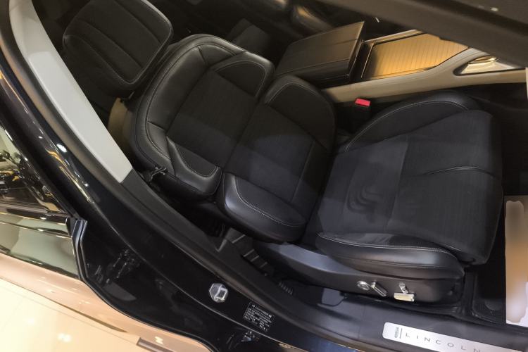 Used Lincoln Nautilus 2023 2.0T All-Wheel-Drive Zunrui Hybrid Version
