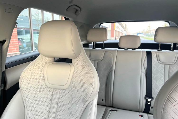 Used BYD Yuan UP 2025 Intelligent Driving Version 401 KM Dynamic Edition
