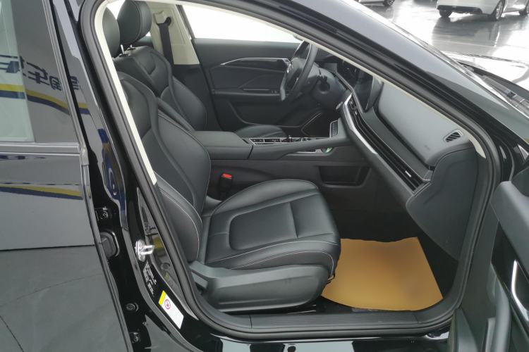 Used Bestune B70 2024 Fourth Generation 2.0T Lingyu Version
