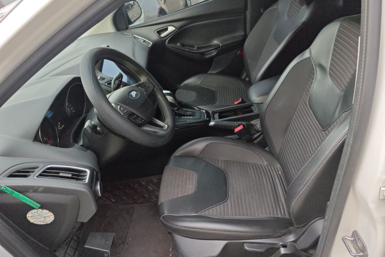 Used Ford Focus 2015 Sedan 1.6L Automatic Trend Model
