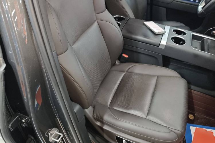 Used Li Auto L8 2023 Pro Model
