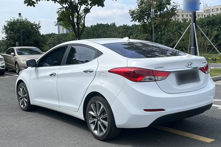 Used Hyundai Elantra 2015 1.6L Automatic Leading Model
