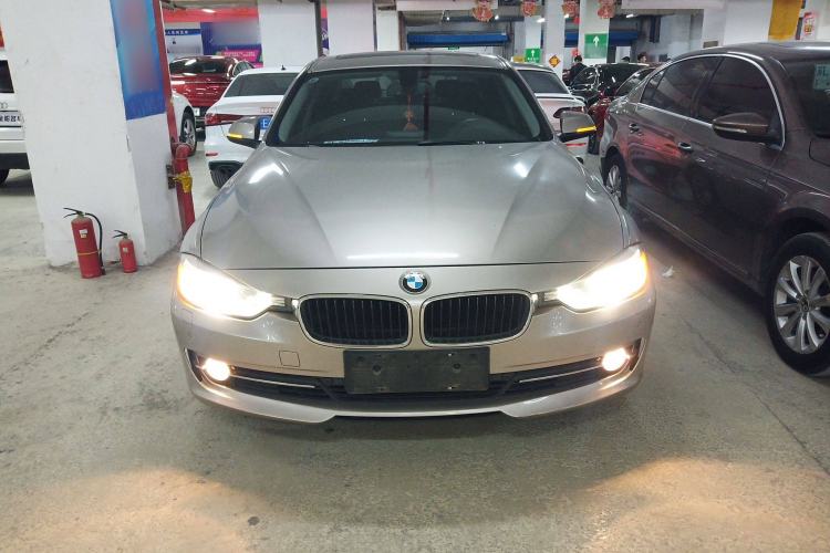 Used BMW 3 Series 2013 320Li Fashion Model
