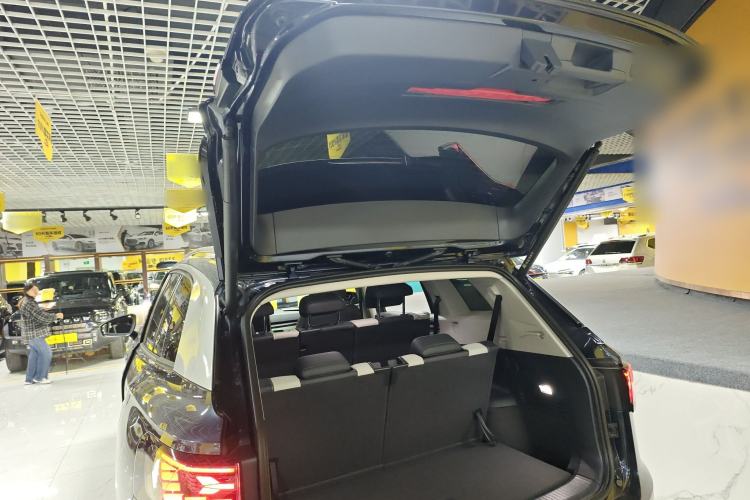 Used Volkswagen ID.6 CROZZ 2022 Long-Range PRO Edition