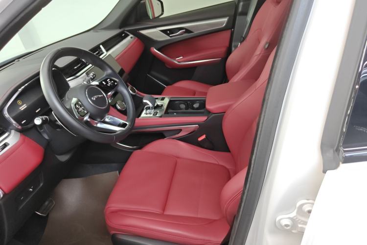 Used Jaguar F-PACE 2024 P250 R-Dynamic SE
