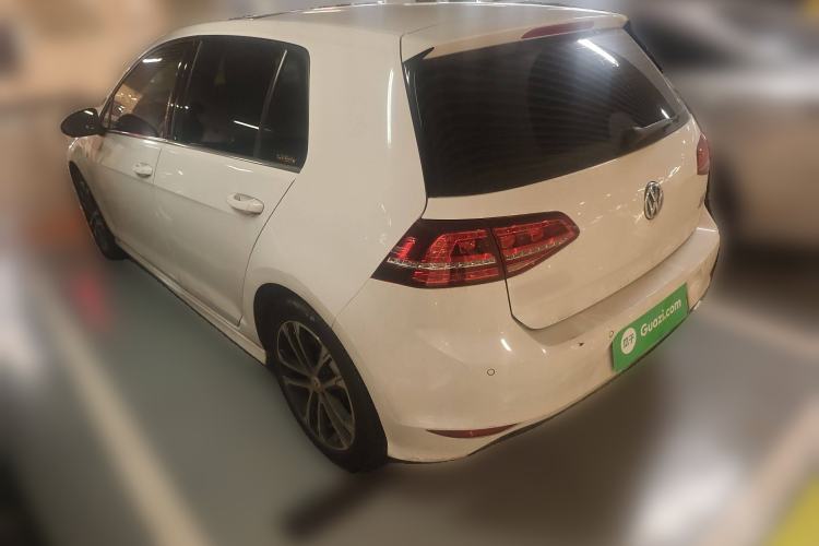 Used Volkswagen Golf 2016 1.4TSI Automatic R-Line
