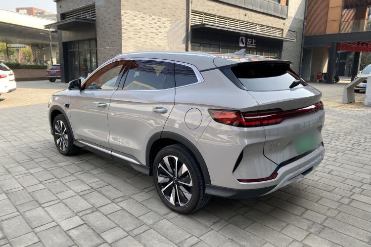 Used BYD Song PLUS New Energy 2025 EV Intelligent Driving Version 520km Premium Model
