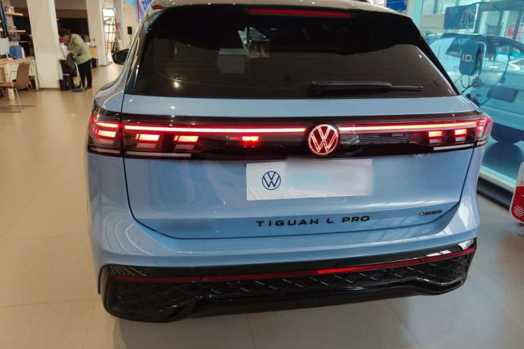 Used Volkswagen Tiguan L 2024 PRO 380TSI Four-Wheel Drive R-Line Prestige Edition
