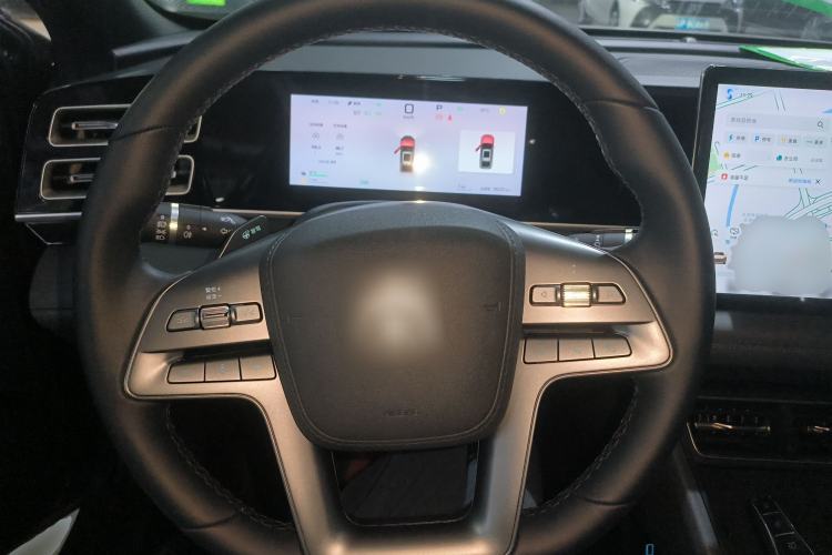 Used BYD Qin L 2025 DM-i Smart Drive 80KM Leading Model
