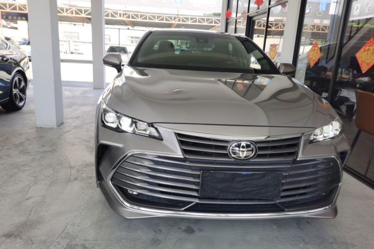 Used Toyota Avalon 2019 2.5L Ambition Version China VI Standard
