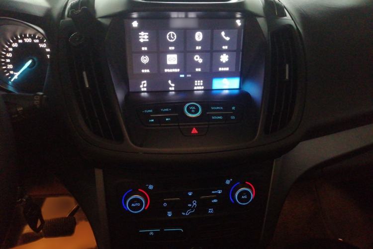 Used Ford Kuga 2019 EcoBoost 180 Two-Wheel-Drive Platinum Edition China VI Standard
