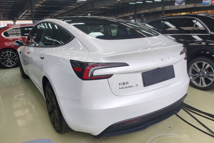 Used Tesla Model 3 2023 Rear-Wheel-Drive Version
