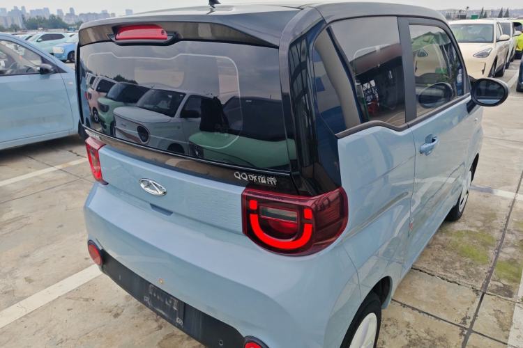 Used Chery QQ Ice Cream 2022 170km Sundae Phosphate Lithium-Ion
