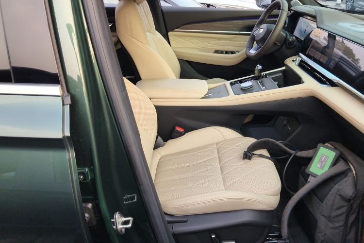 Used Geely Auto Monjaro L 2025 Dongfang Yao 2.0TD Automatic Lanxing Edition
