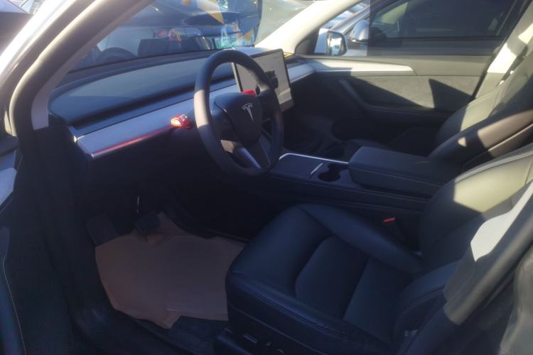 Used Tesla Model Y 2024 Rear-Wheel-Drive Version