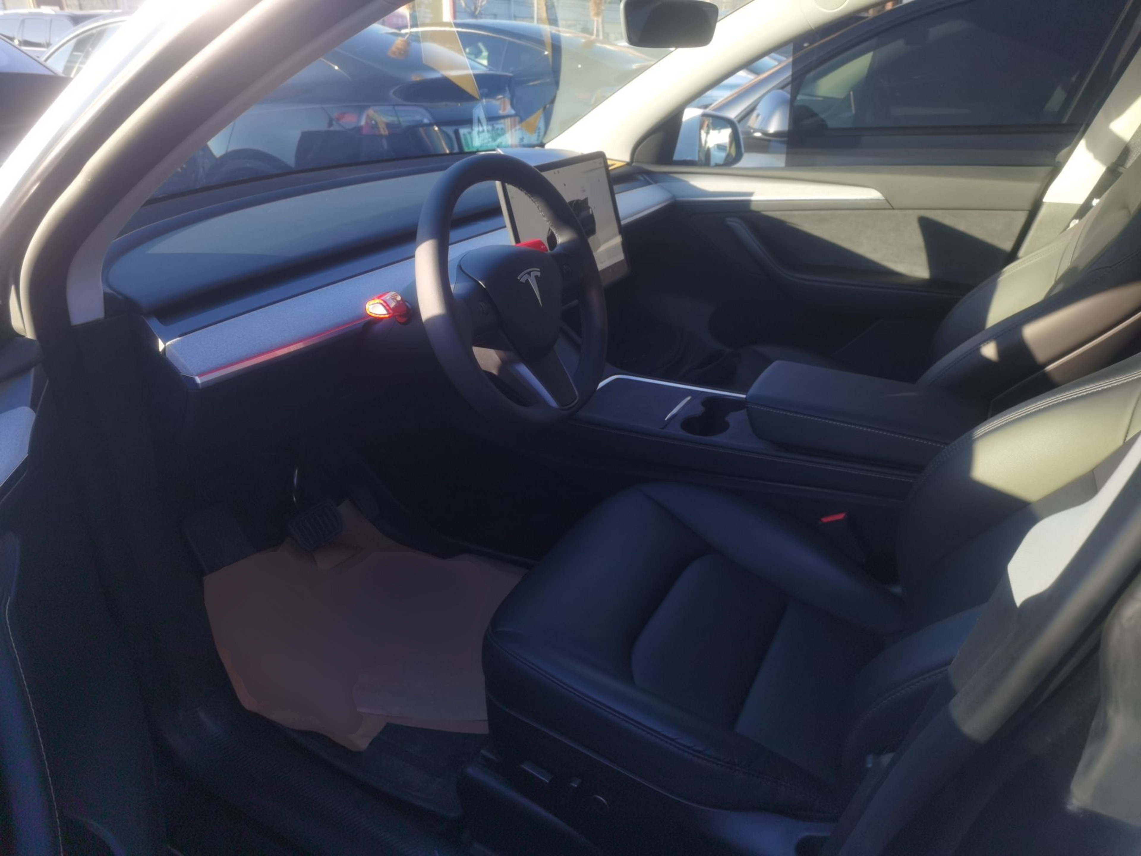 Переднее сиденье в автомобиле