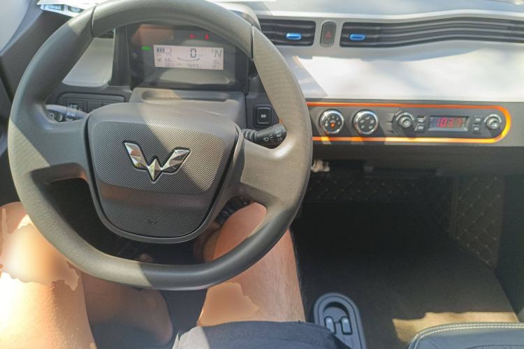 Used Wuling Hongguang MINIEV 2022 Easy Version Lithium Iron Phosphate
