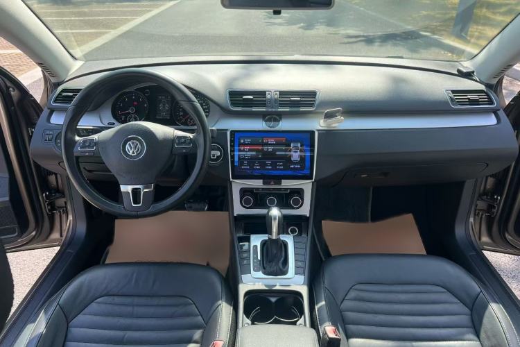 Used Volkswagen Magotan 2013 1.8TSI Premier Model
