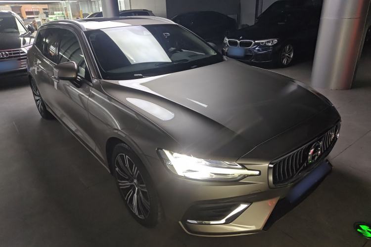 Used Volvo V60 2020 T5 Zhiyuan Luxury Edition
