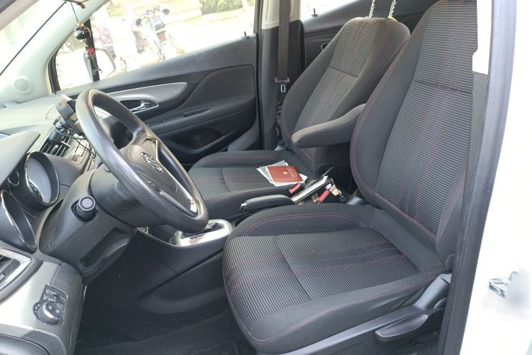 Used Buick Encore 2015 1.4T Automatic Two-Wheel Drive Urban Elite Version