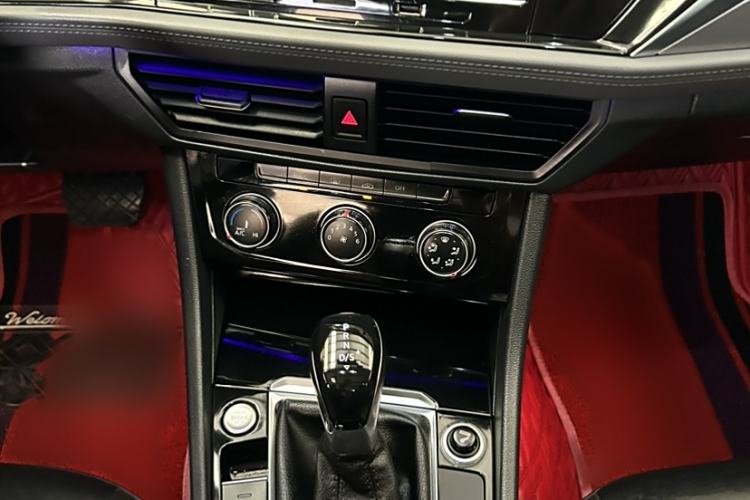 Used Volkswagen Sagitar 2020 280TSI DSG Comfort Version China VI Standard
