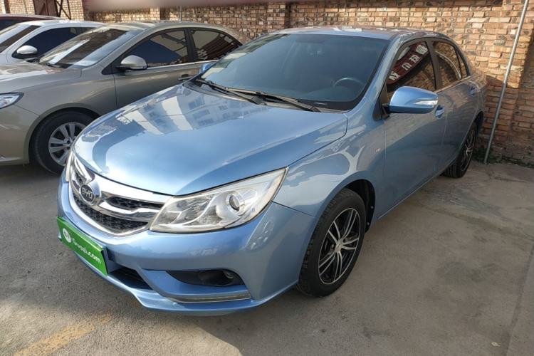 Used BYD Surui 2015 Revised Version 1.5L Manual Luxury Edition
