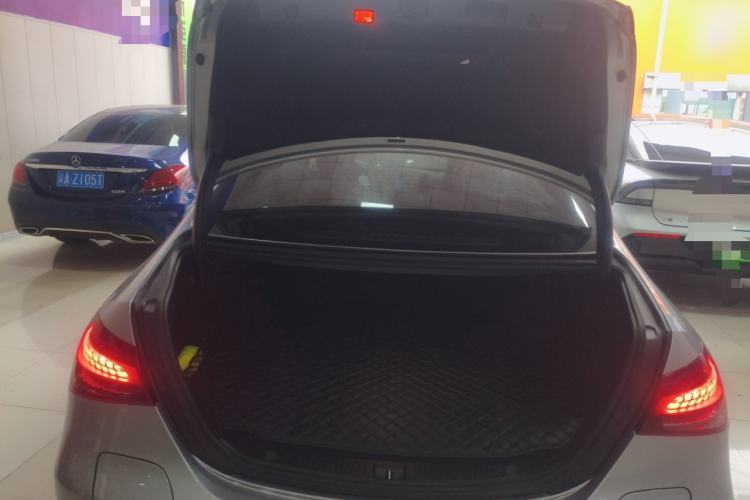 Used Mercedes-Benz E-Class New Energy 2022 Second Facelift E 350 e L Plug-in Hybrid Sedan
