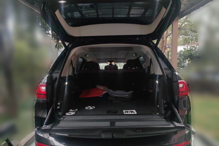 Used BMW X7 2019 xDrive40i Luxury Package with Leading Features
