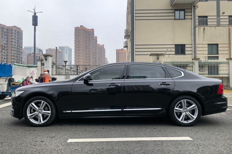 Used Volvo S90 2019 T5 Zhiyi Edition
