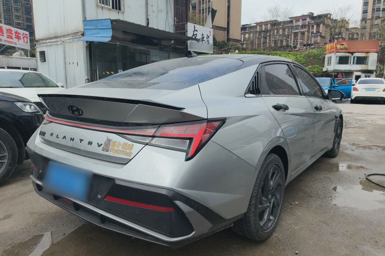 Used Hyundai Elantra 2023 1.5L CVT LUX Prestige Edition