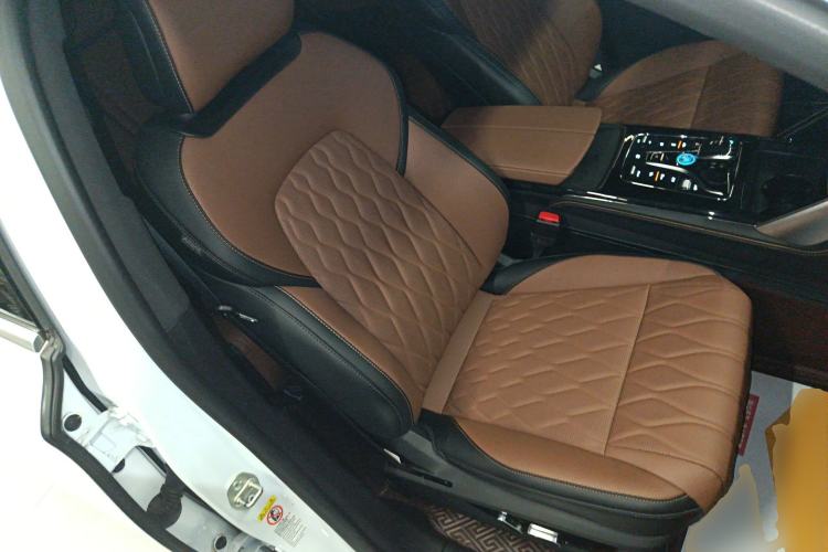 Used BYD Tang New Energy 2021 DM-i 112KM Prestige Model
