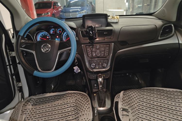 Used Buick Encore 2015 1.4T Automatic Two-Wheel Drive Urban Elite Version
