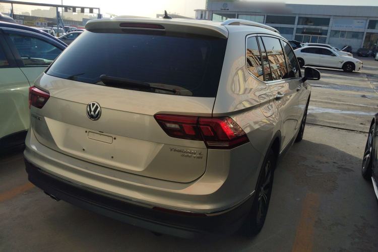 Used Volkswagen Tiguan L 2019 330TSI Automatic Two-Wheel Drive Panoramic Comfort Edition China V Standard
