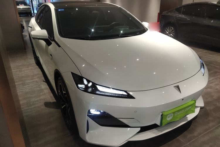 Used  SL03 2023 200Max Range-Extended Version
