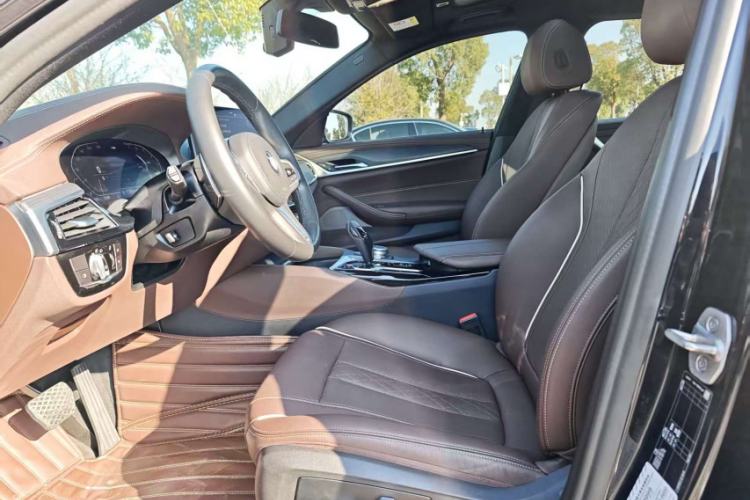 Used BMW 5 Series 2022 530Li Leading Model M Sport Package
