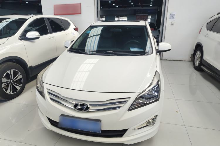 Used Hyundai Verna Ray 2016 1.4L Automatic Leading-Edge GLX