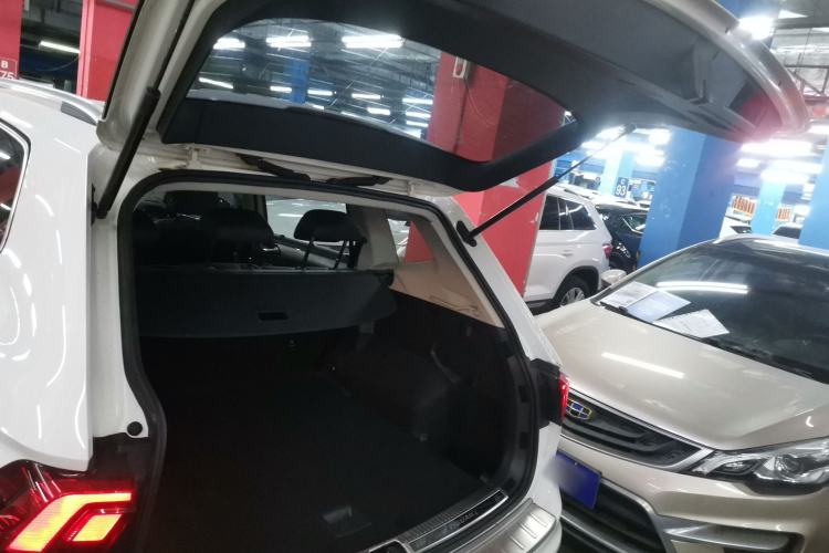 Used Volkswagen Tiguan L 2018 330TSI Automatic Two-Wheel Drive Luxury Edition
