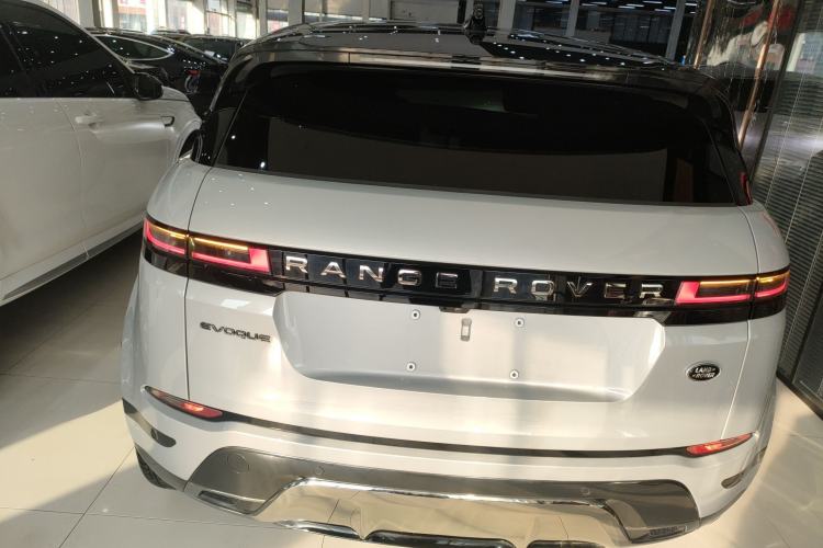 Used Land Rover Range Rover Evoque 2024 Aurora L 249 PS Prestige Light-Chasing Edition
