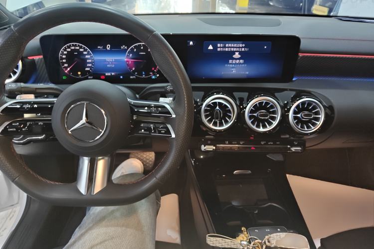 Used Mercedes-Benz A-Class 2024 A 200 L Fashion Model
