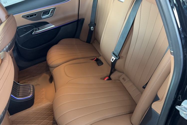 Used Mercedes-Benz E-Class New Energy 2024 E 350 e L Plug-in Hybrid Sedan