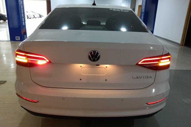 Used Volkswagen Lavida 2021 1.5L Automatic Fashion Edition
