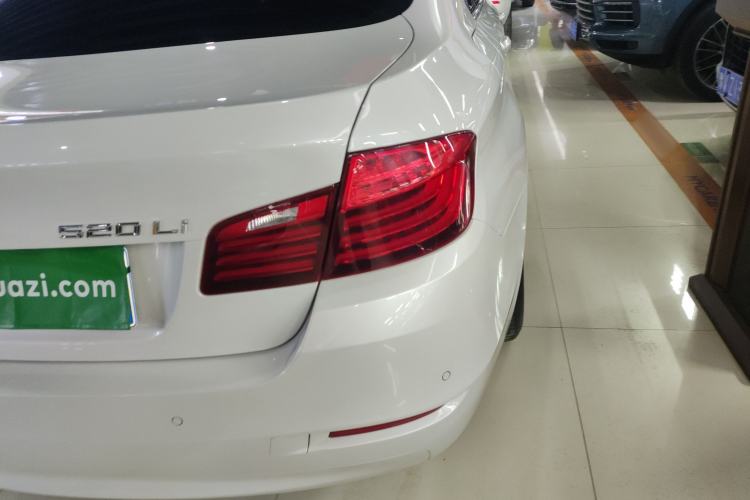 Used BMW 5 Series 2017 520Li Elegant Edition
