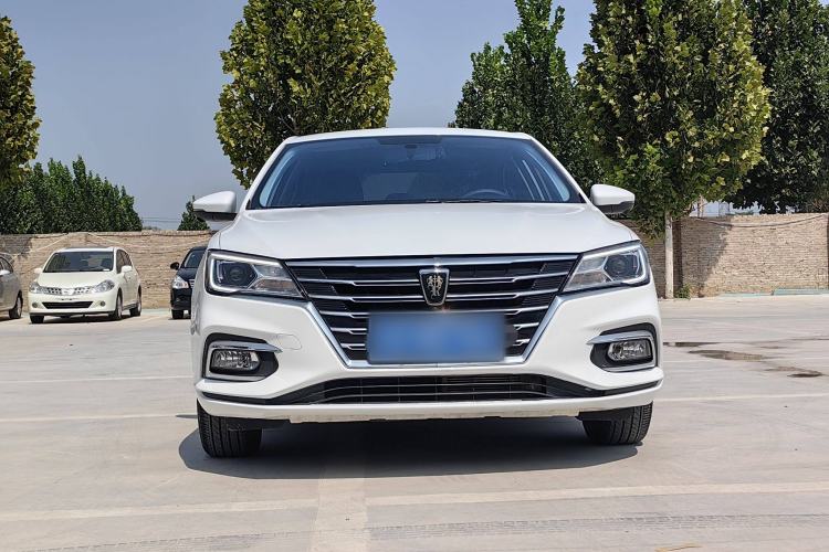 Used Roewe i5 2020 1.5L Automatic 4G Connect Luxury Flagship Edition
