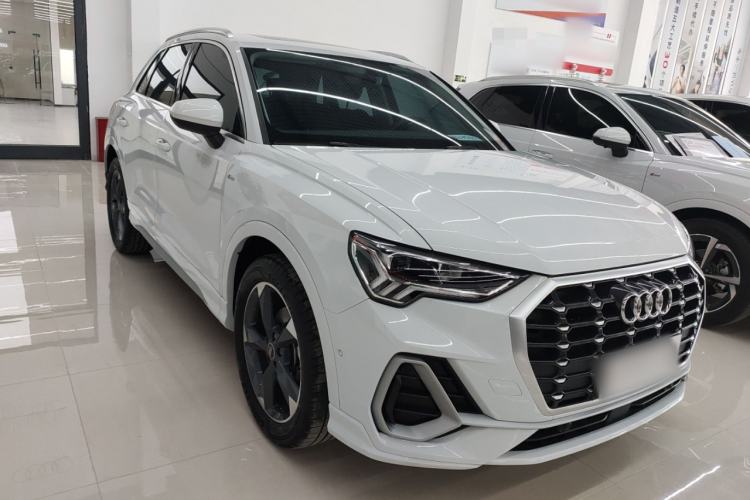 Used Audi Q3 2023 35 TFSI Fashion Dynamic Model (1.5T)
