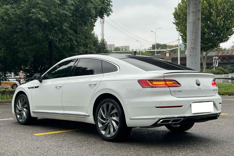 Used Volkswagen FAW-Volkswagen CC 2021 380TSI Striking Edition
