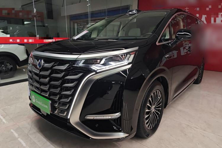 Used Denza D9 2025 DM-i Intelligent Drive 1020 Four-Wheel Drive Flagship Model